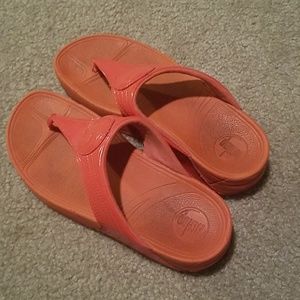 FitFlop thong sandals